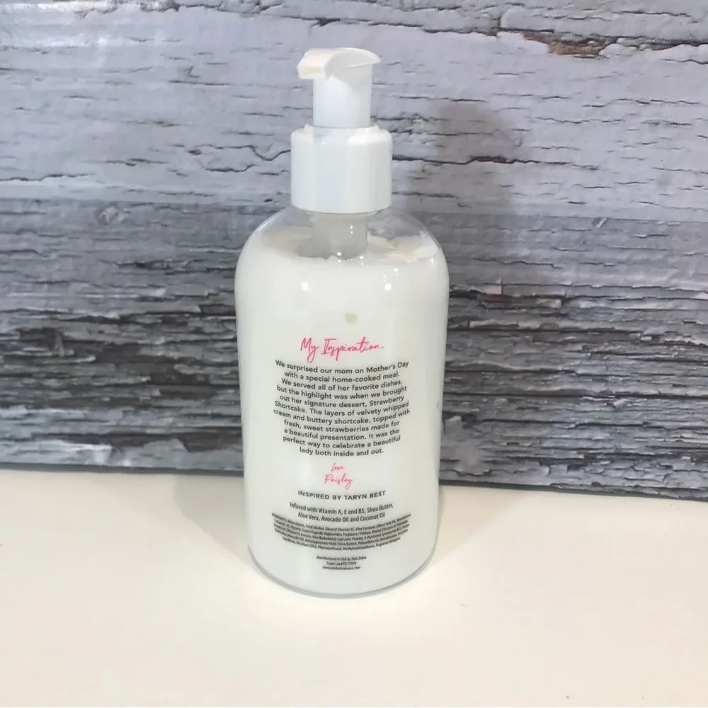 PINK Zebra Scented Lotion Retired Strawberry Shortcake New - Picture 2 of 3